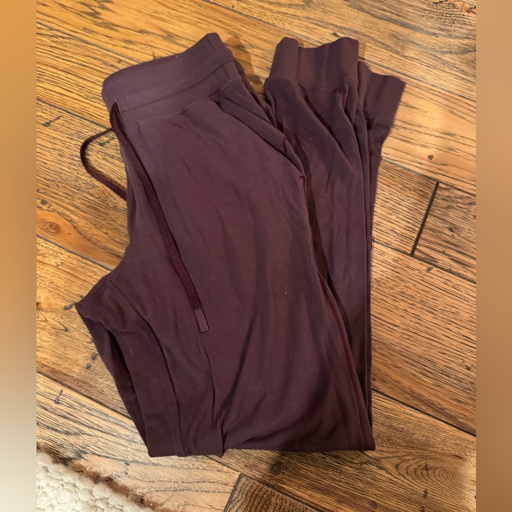 Lululemon joggers